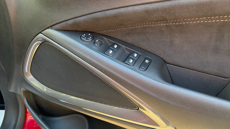 Vauxhall Crossland 1.2 Turbo [130] Ultimate 5dr Auto Petrol Hatchback